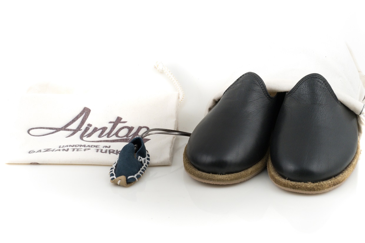 %100 Hakiki Deri Siyah Unisex Klasik Gaziantep Yemeni