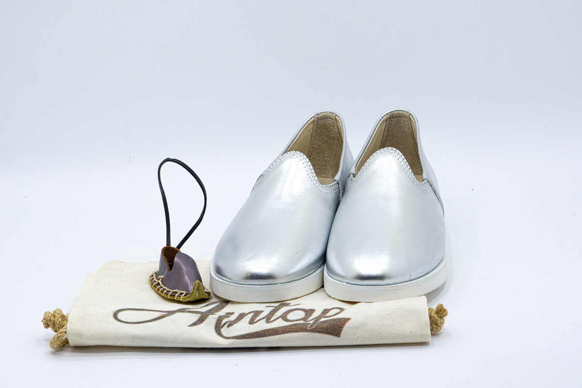 Eva Taban Parlak Gümüş Bayan Yemeni